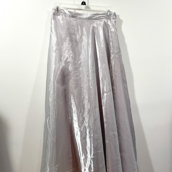Vintage Long Flare Skirt/ Vintage Wedding Skirt/ Vintage Carrie Bradshaw skirt - Picture 1 of 9